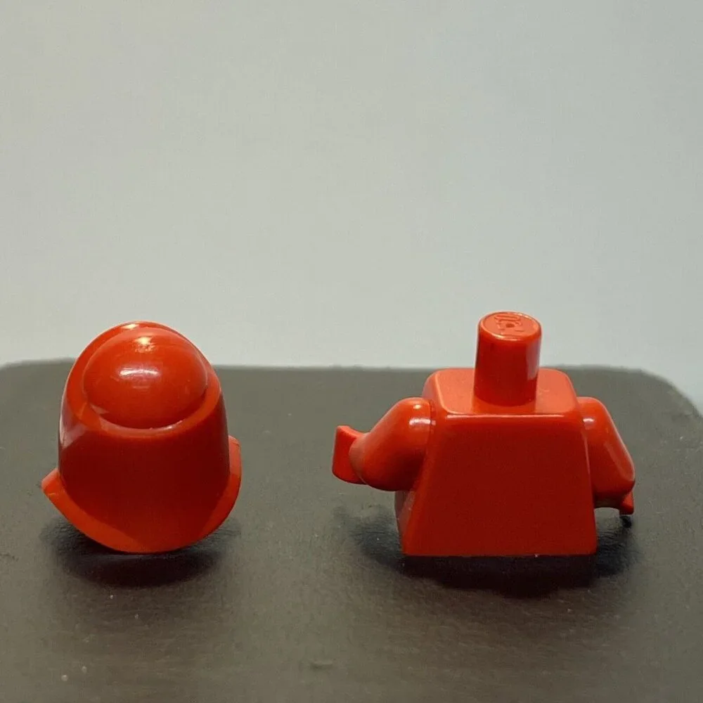 LEGO Star Wars Minifigure Red Imperial Helmet Body Parts Royal Guard 30561